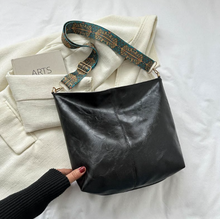 Load image into Gallery viewer, Thepremiumleather Retro Bag (Special Guitar Strap)