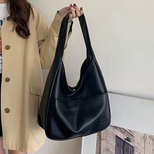 Load image into Gallery viewer, Thepremiumleather Retro soft bag